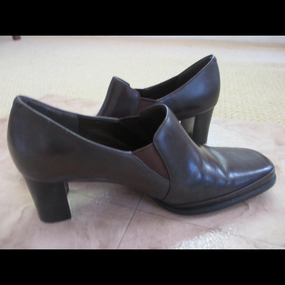Aerosol Shoes, Heel Pumps, Booties, Slip on.